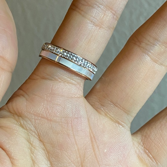 Size 7-8 Shell CZ Gold Chunky Open Ring for Women girls - Picture 2 of 7